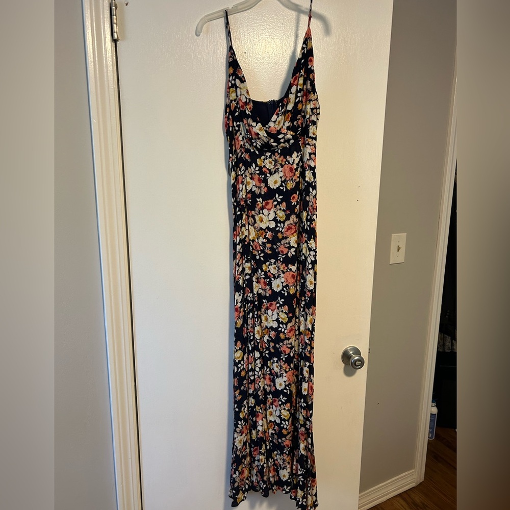 Lulus Maxi Dress M